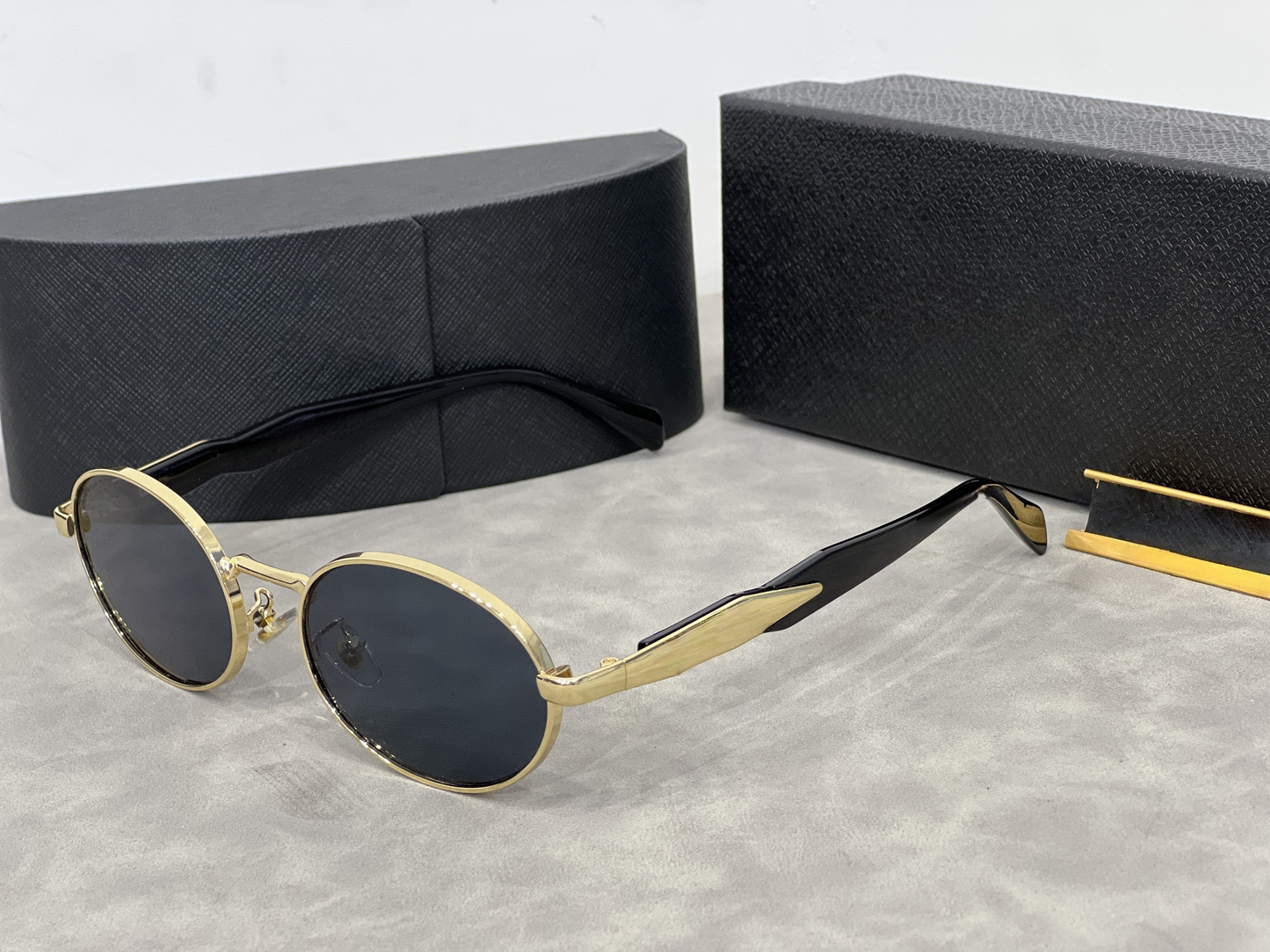 T588-1008 Metal sunglasses, men's and women's UV resistant sunglasses, versatile