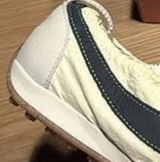 Flat bottomed casual lace up sneakers E1274
