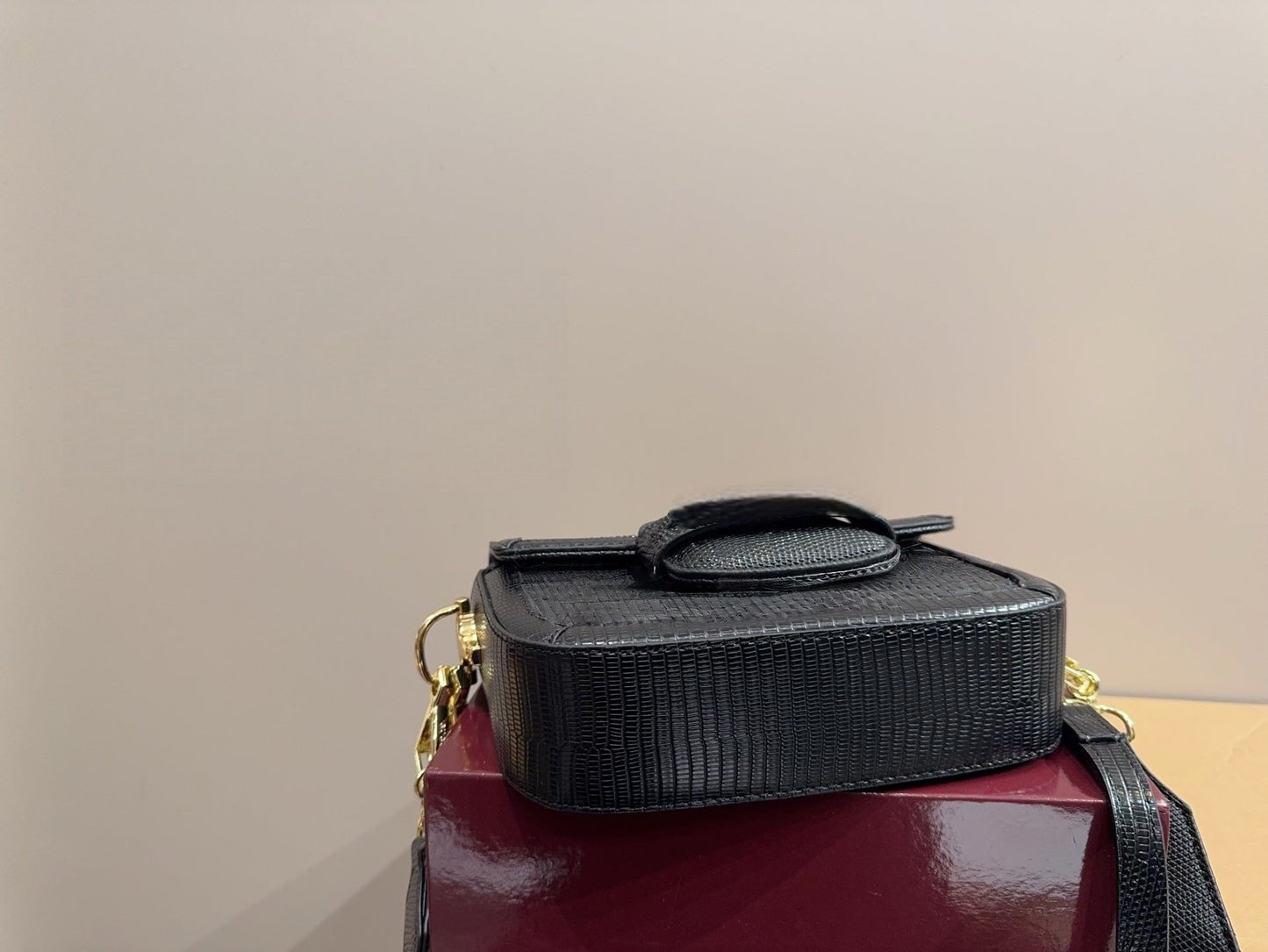 T588-777   Hot-selling bags