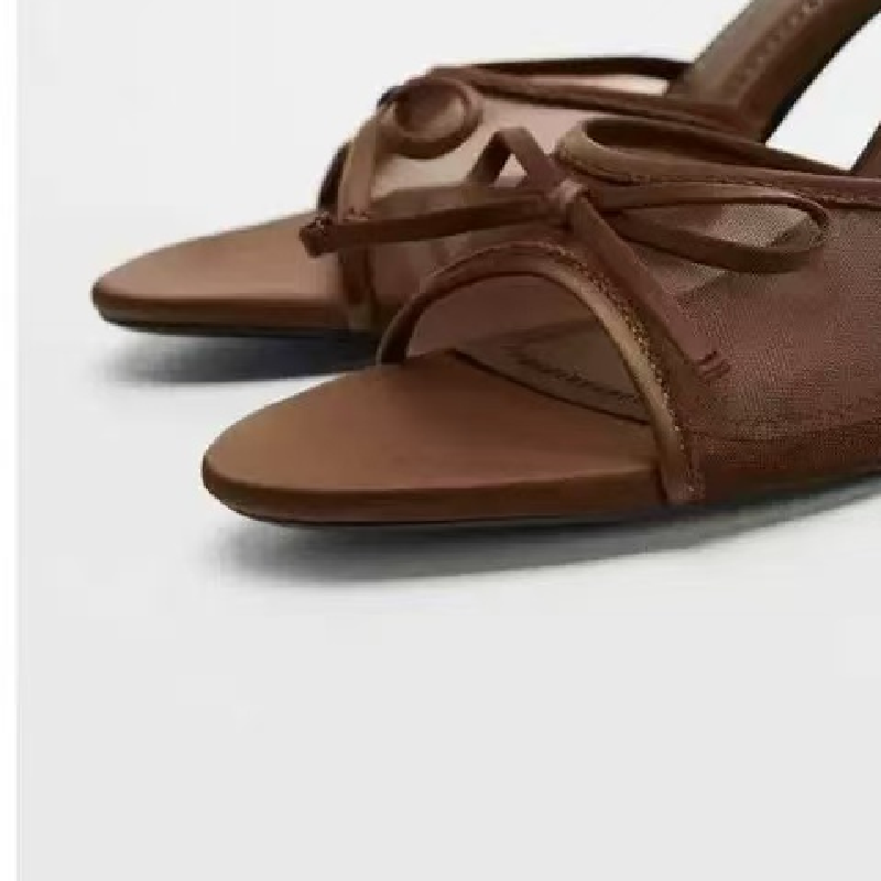 T588-1102  Summer fashion high heels are comfortable