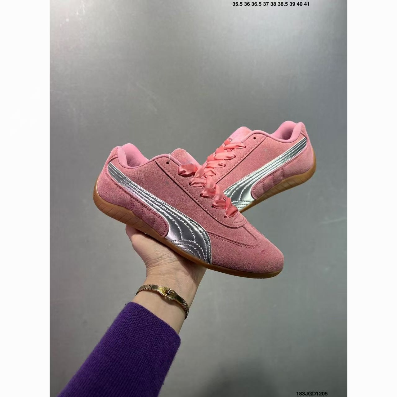 T588-1245  Sports and casual loose shoes